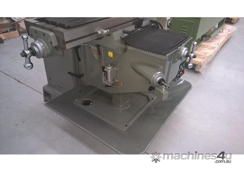 New king rich KR V3000 Vertical Mills in Braeside, VIC