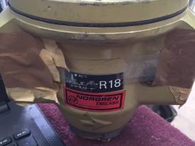 Norgren R18 Valve Regulating Fluid Pressure #P - picture0' - Click to enlarge