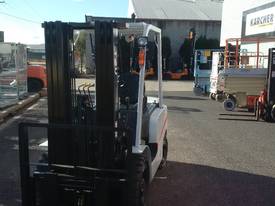  TCM / TOYOTA / NISSAN / TEU 2.5TON DIESEL  - picture0' - Click to enlarge
