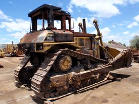 Caterpillar D8N Bulldozer Dismantling - picture1' - Click to enlarge