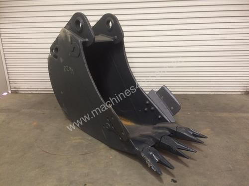 770MM TOOTHED TRENCHING BUCKET TO SUIT 16-25T EXCAVATOR D799