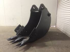 770MM TOOTHED TRENCHING BUCKET TO SUIT 16-25T EXCAVATOR D799 - picture2' - Click to enlarge