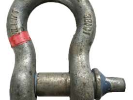 Bow Shackle D 17 ton 38 mm Lifting Chain Rigging Equipment - picture1' - Click to enlarge