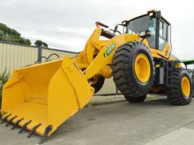  13T 4IN1 DIESEL WHEEL LOADER - picture0' - Click to enlarge