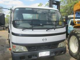 Hino Dutro - picture0' - Click to enlarge