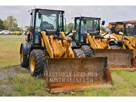 CATERPILLAR 908M Wheel Loaders integrated Toolcarriers - picture1' - Click to enlarge