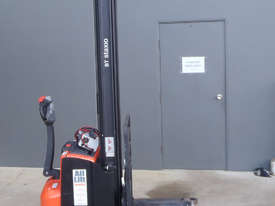 BT Walkie Stacker - Low hours! - picture1' - Click to enlarge