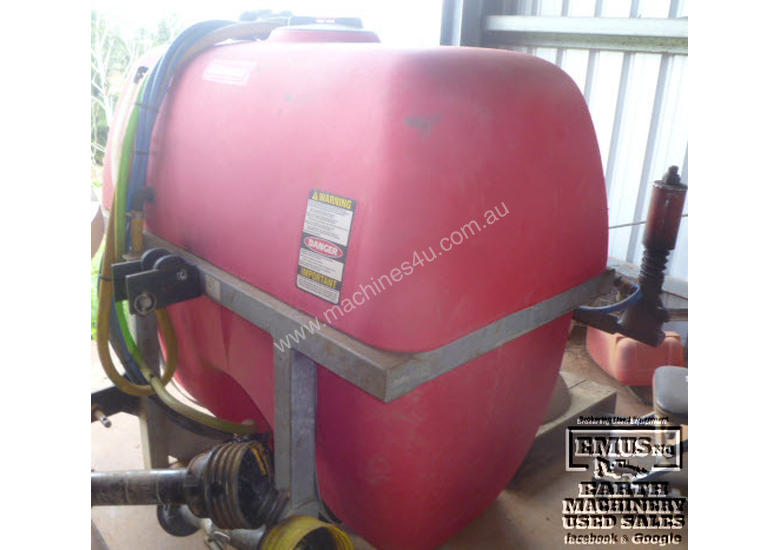 caption 2015 Silvan 800ltr spray tank with boom spray, Call EMUS