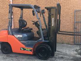 TOYOTA DIESEL FORKLIFT RACKING SPECIAL - picture0' - Click to enlarge