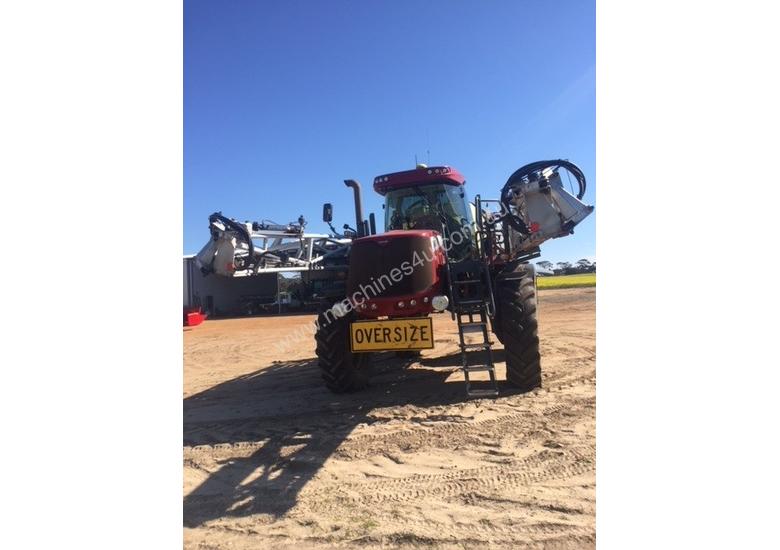 caption Hardi Saritor Boom Spray Sprayer