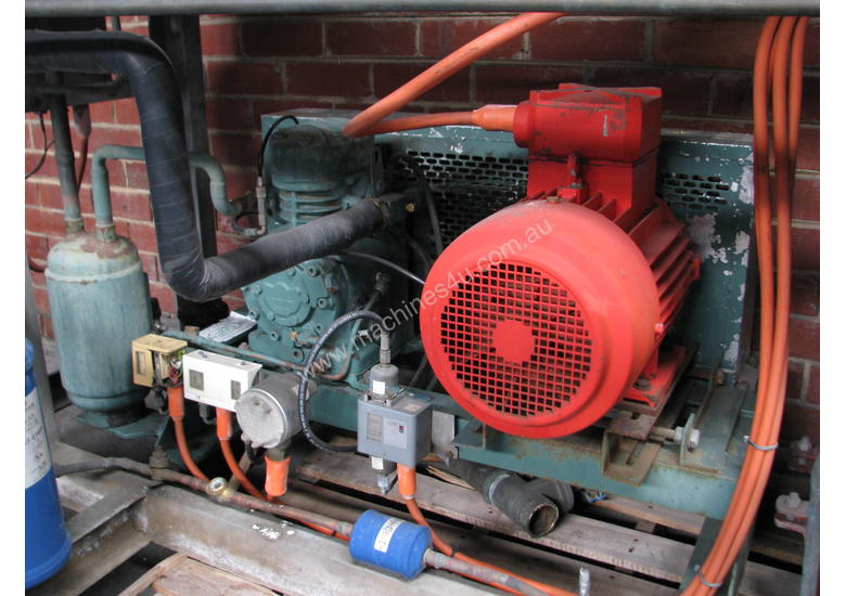 caption Industrial Water Liquid Chiller Refrigeration Unit - Muller