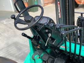 Mitsubishi 4T Diesel Forklift for HIRE from $300pw + GST - picture2' - Click to enlarge