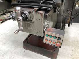 Kingrich KR-V2000 Milling Machine with HEAPS OF EXTRAS - picture1' - Click to enlarge