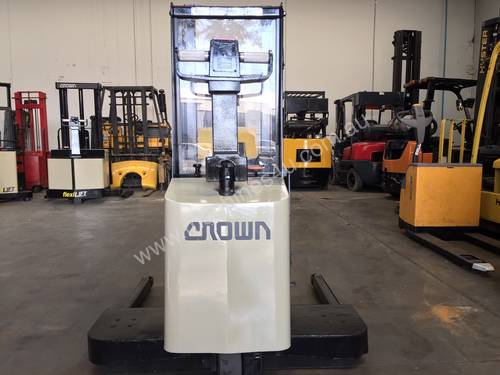 Crown WT-90 Walkie Stacker Low Mast 1.67 Metre - Refurbished & Repainted