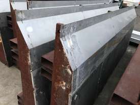 Concrete Road Barrier Moulds  - picture0' - Click to enlarge