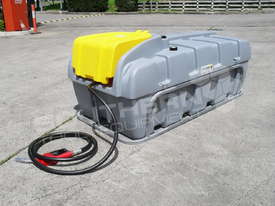 600L Diesel Fuel Tank 12V Italian pump TFPOLYDD - picture0' - Click to enlarge