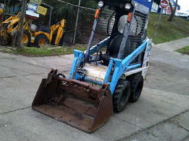 4sdk-4 husky , 1,054 hrs , 4in1 bucket ,  - picture1' - Click to enlarge
