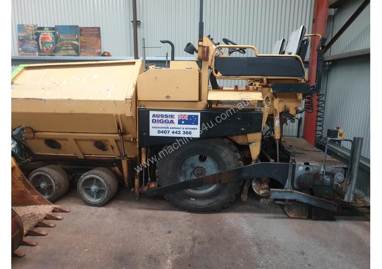 caption Bitelli asphalt paver