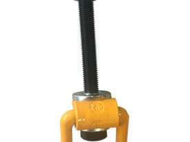 Yoke G-100 Lifting/Lashing Point 2.5T 8-211-025 - picture0' - Click to enlarge