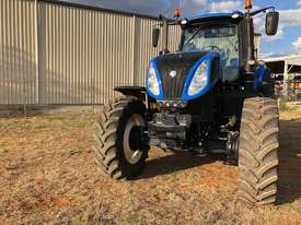 2016 New Holland T8.410 - picture1' - Click to enlarge