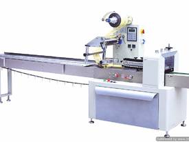 IOPAK IFW-320E - Horizontal Flow Wrapper - picture0' - Click to enlarge