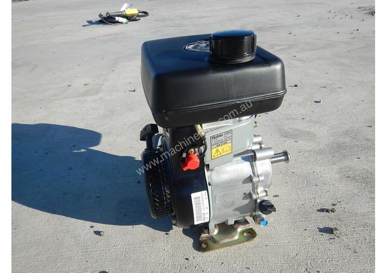 caption Robin EY08 2.0HP 4 Stroke Petrol Engine