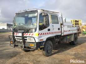 2001 Isuzu FSS550 - picture2' - Click to enlarge