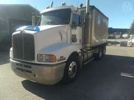 Kenworth T402 - picture1' - Click to enlarge
