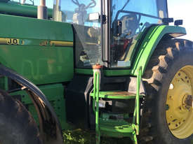 John Deere 8100 FWA/4WD Tractor - picture0' - Click to enlarge