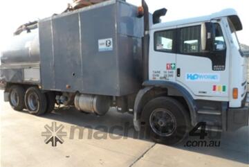 2004 Iveco DCS Renegade Sewer Jetting Vacuum Combination Truck