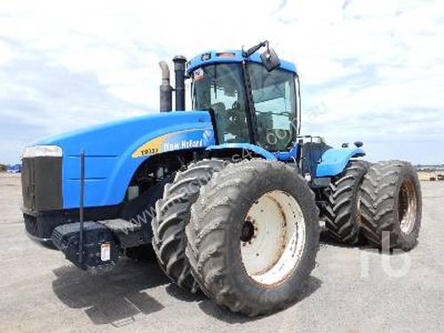 NEW HOLLAND T9050 4WD Tractor