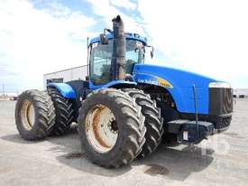 NEW HOLLAND T9050 4WD Tractor - picture0' - Click to enlarge