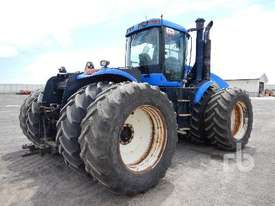 NEW HOLLAND T9050 4WD Tractor - picture1' - Click to enlarge