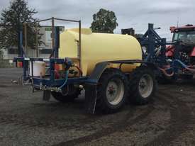 Hayes & Baguley 24m Boom Spray Sprayer - picture1' - Click to enlarge