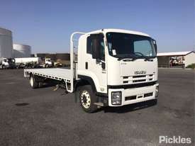 2010 Isuzu FTR900 Long - picture0' - Click to enlarge