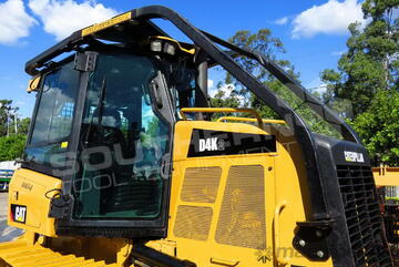 CAT D4K D4K2 Dozers Screens & Sweeps DOZSWP
