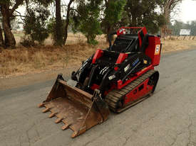 Toro TX1000 Skid Steer Loader - picture0' - Click to enlarge