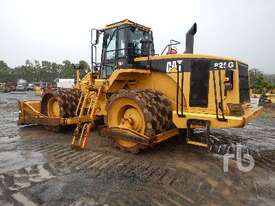 CATERPILLAR 825G Compactor - picture2' - Click to enlarge