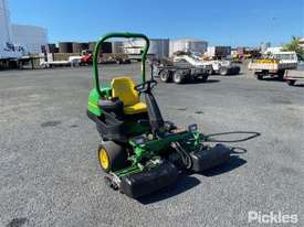 John Deere 2500E - picture0' - Click to enlarge