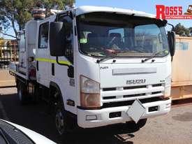 Isuzu 2014 NP300 Crew Cab Service Truck - picture0' - Click to enlarge