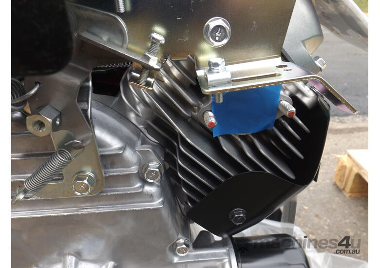 caption KUBOTA ZG222-48 MOWER ENGINE