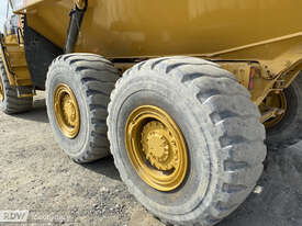 Caterpillar 725 Articulated Dump Truck  - picture2' - Click to enlarge