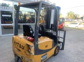 Brilliant Electric Hytsu Forklift For Sale - picture0' - Click to enlarge