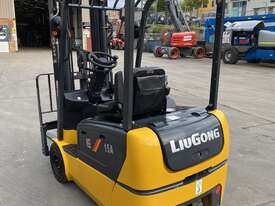 Liugong 1.5t - 3 Wheel Electric - picture0' - Click to enlarge