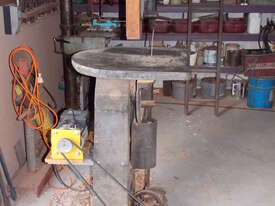 Solid cast Iron floor stand scroll saw. - picture0' - Click to enlarge