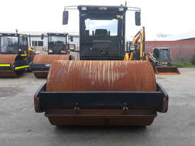 2014 JCB VIBROMAX VM146 SMOOTH DRUM ROLLER - picture2' - Click to enlarge