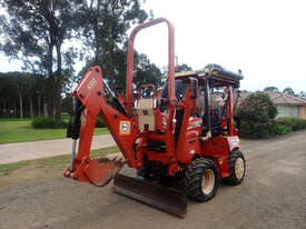 Ditch Witch RT40 Trencher Trenching - picture0' - Click to enlarge