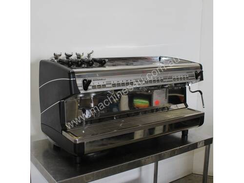 Nuova Simonelli APPIA II Coffee Machine