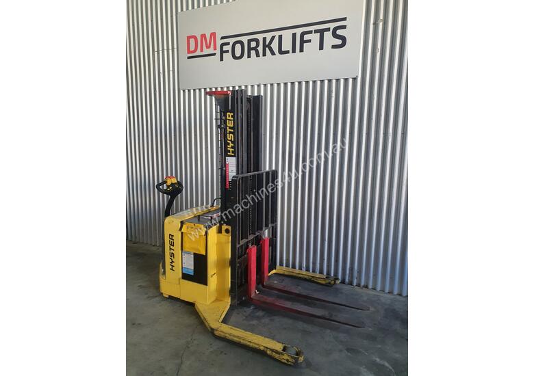 caption Hyster Walkie Stacker - 1.3 tonne
