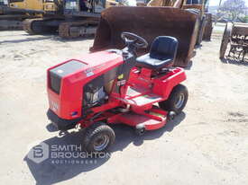 COX STOCKMAN 4500 RIDE ON MOWER - picture2' - Click to enlarge